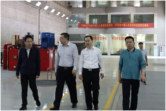 省國資委黨委委員、副主任毛育新帶隊(duì)赴湖南發(fā)展株洲航電分公司開展安全生產(chǎn)督查